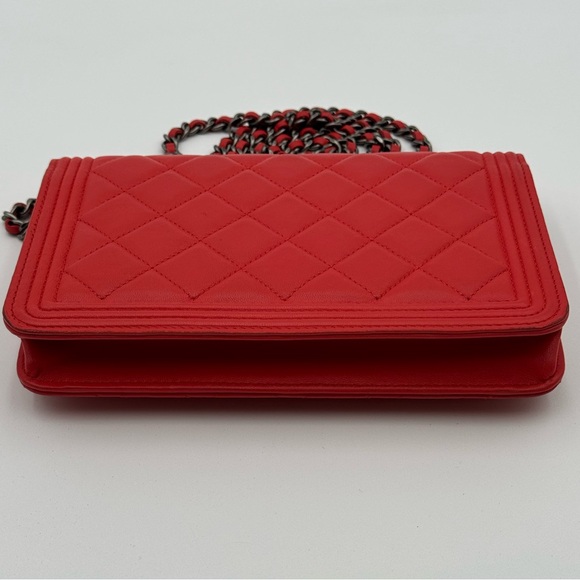 Chanel Quilted Lambskin Boy Red Wallet On Chain - Picture 13 of 17